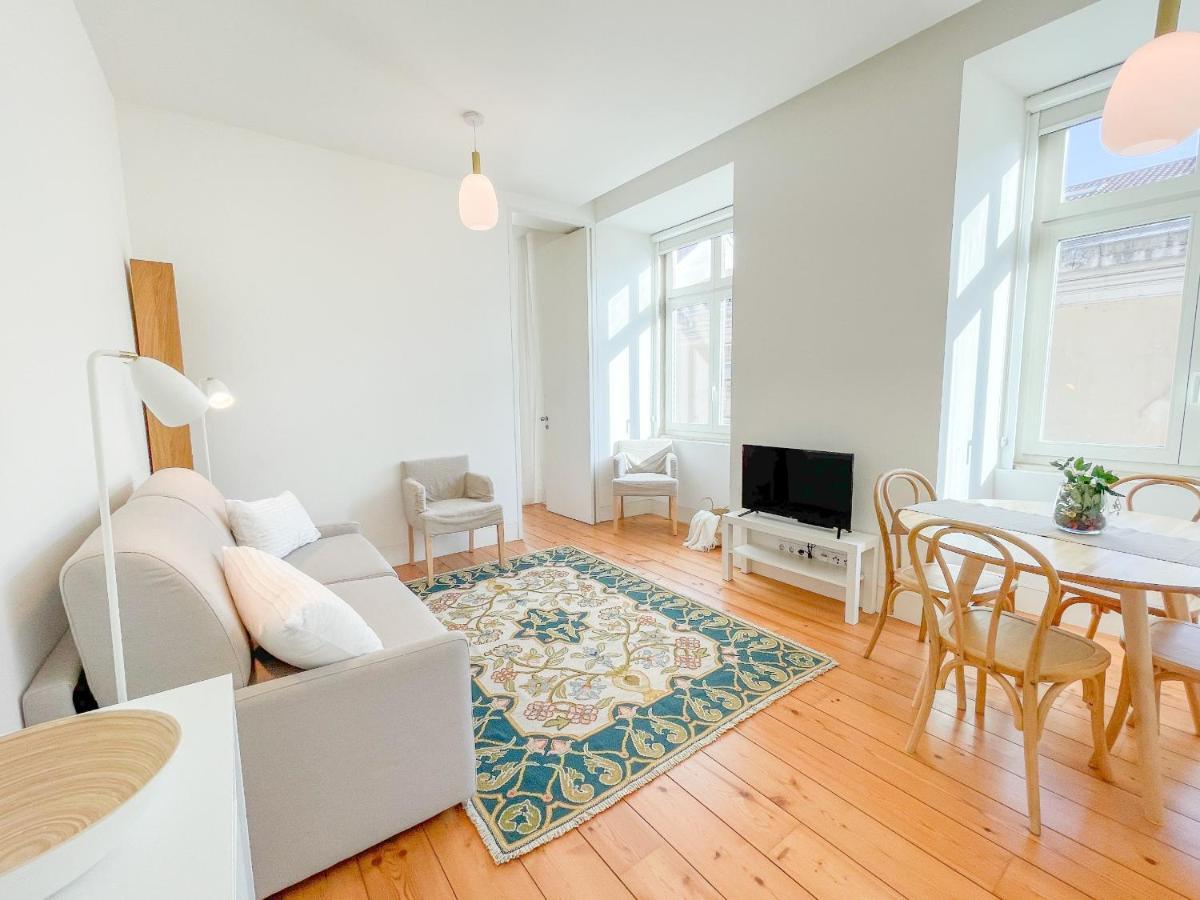 Arsenal 108, Design Apartments - New Light Downtown Chiado And River Лиссабон Экстерьер фото
