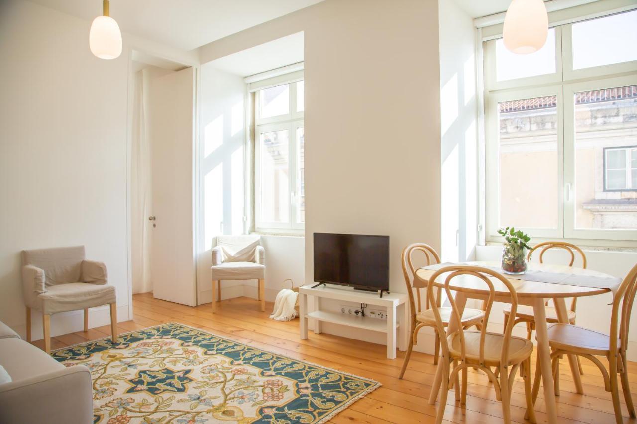 Arsenal 108, Design Apartments - New Light Downtown Chiado And River Лиссабон Экстерьер фото