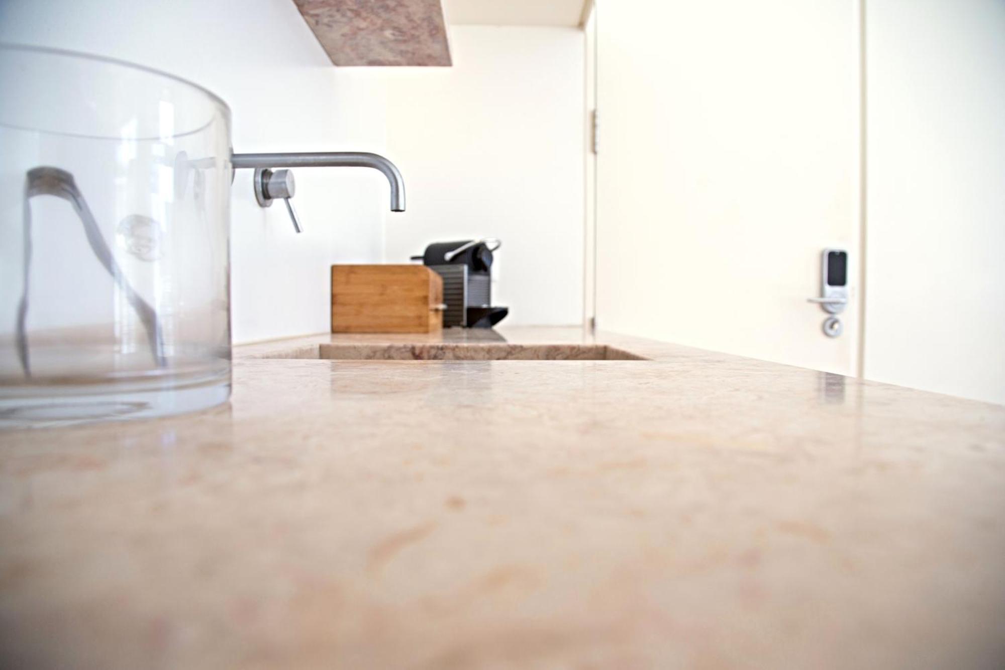 Arsenal 108, Design Apartments - New Light Downtown Chiado And River Лиссабон Экстерьер фото